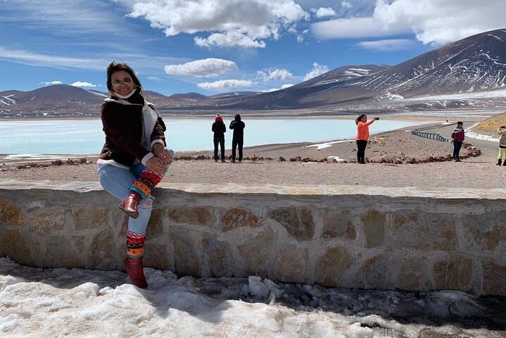 Highland Wonders: Red Rocks & Altiplanic Lagoons in the Atacama