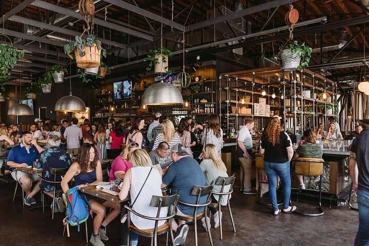 Charlotte Private Brewery and Bar Crawl by Golf Cart – Uptown & South End Guide photo 2
