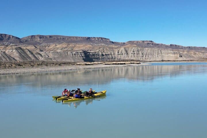 Wild Kayak & Hike on La Leona River: Full-Day Patagonia Adventure photo 2