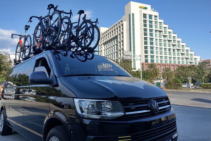 Cycling Support Van in Taiwan: 7-Person Bicycle Nanny from Taipei photo 2
