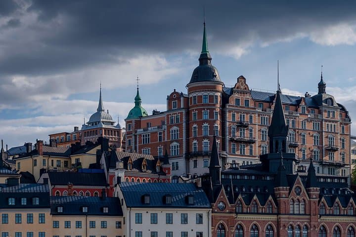 Stockholm Splendor: 6-Hour Cultural Walking Tour from Vasa to Gamla Stan photo 2