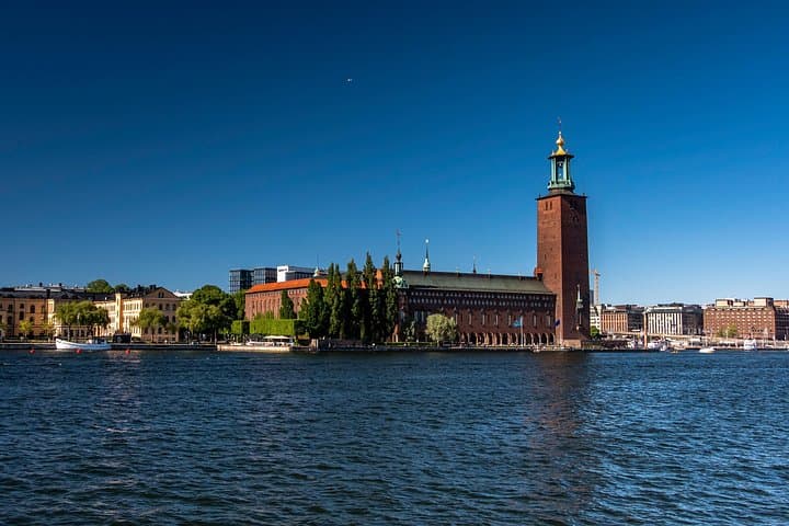 Stockholm Splendor: 6-Hour Cultural Walking Tour from Vasa to Gamla Stan photo 3