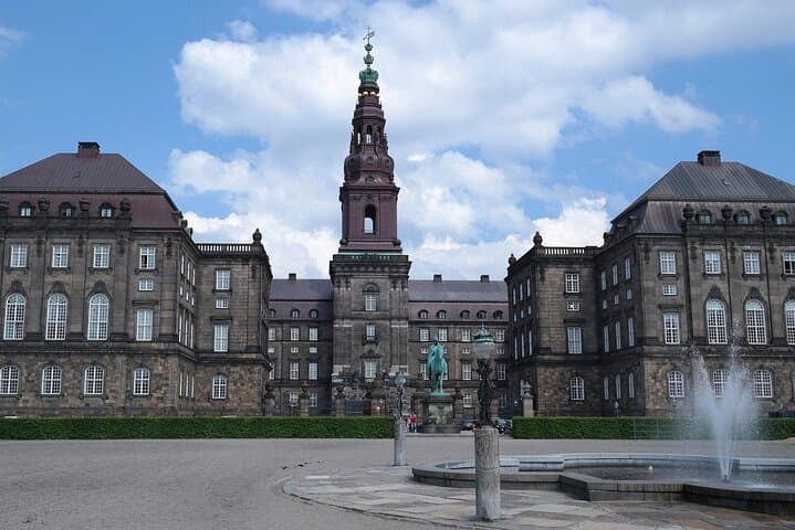 Murder at Christiansborg Palace: Self-Guided Copenhagen Mystery Tour