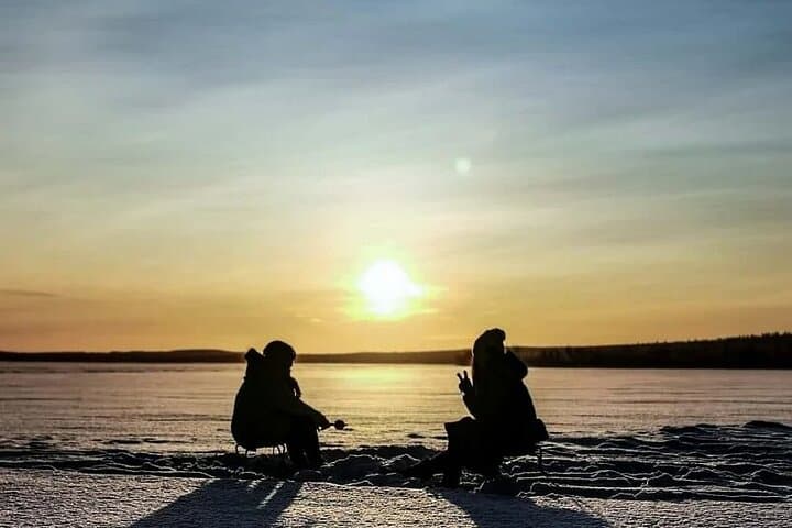 Arctic Circle Family Day: Husky Sled, Snowmobiling & Ice Fishing from Rovaniemi photo 5
