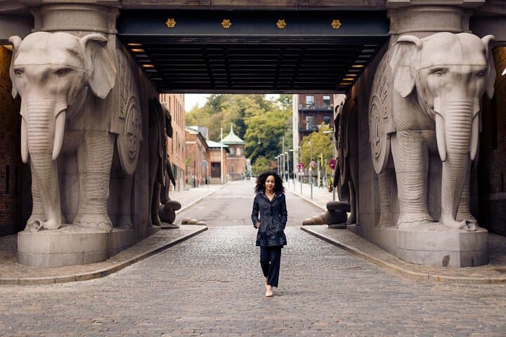 Oslo Pro Photo Shoot: Hire a Photographer for City Portraits photo 1