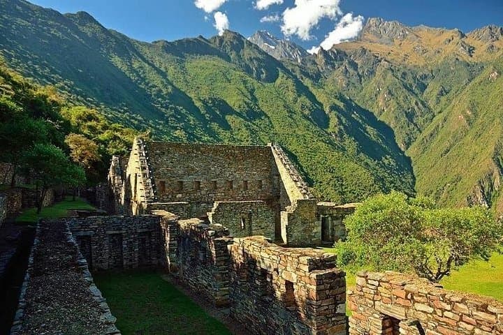 Choquequirao Trekking Tour 4 Days – Remote Inca Ruins & Apurímac Canyon photo 3