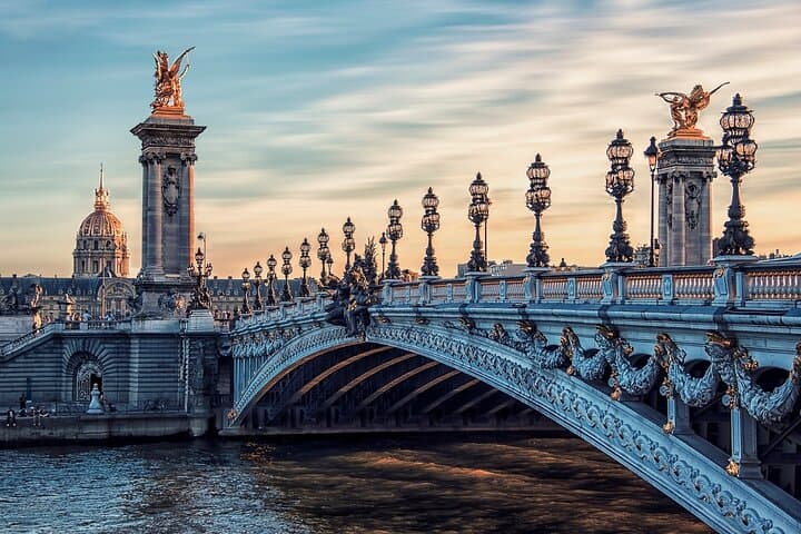 Paris Self-Guided Scavenger Hunt — Highlights Walking Tour & City Riddle Trail photo 3