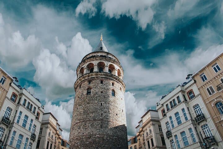 Istanbul Scavenger Hunt: Self-Guided Highlights Walking Tour of Sultanahmet