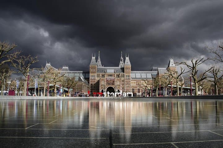 Amsterdam Scavenger Hunt: Self-Guided Audio Walking Tour of 10+ Highlights photo 5