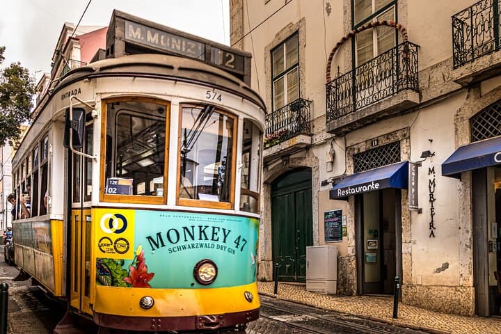 Lisbon Scavenger Hunt: Self-Guided Highlights Walking Tour photo 5