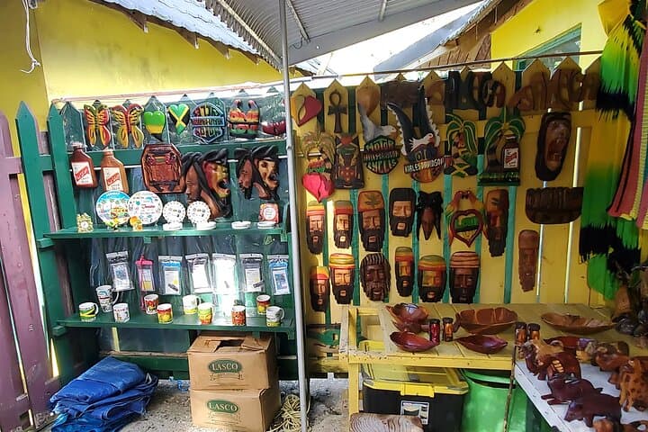 Dunns River Falls Full-Day Guided Tour from Montego Bay — Climb the Falls & Ocho Rios Shopping photo 4