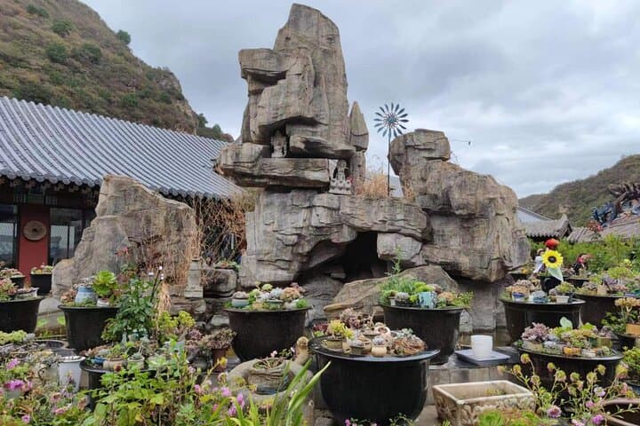 Private Day Trip to Baipu Temple: White-Water Cliff Buddhas & Mountain Drive from Beijing photo 3