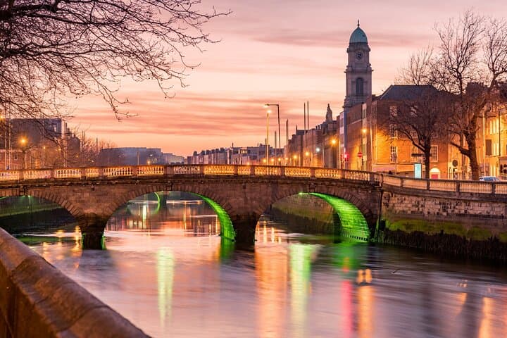 Dublin Scavenger Hunt: Self-Guided Walking Tour of Landmarks & Hidden Gems photo 6