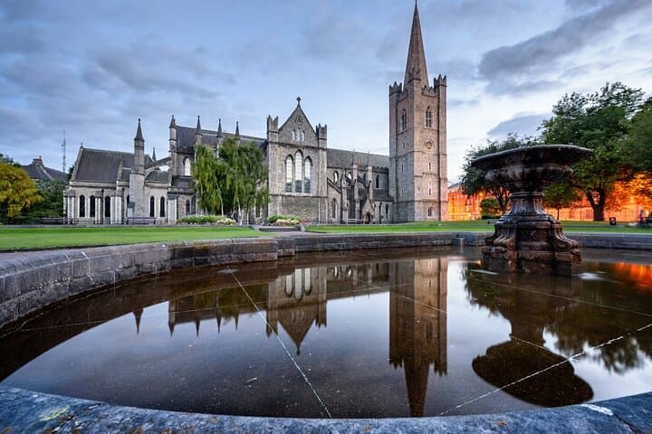 Dublin Scavenger Hunt: Self-Guided Walking Tour of Landmarks & Hidden Gems photo 3