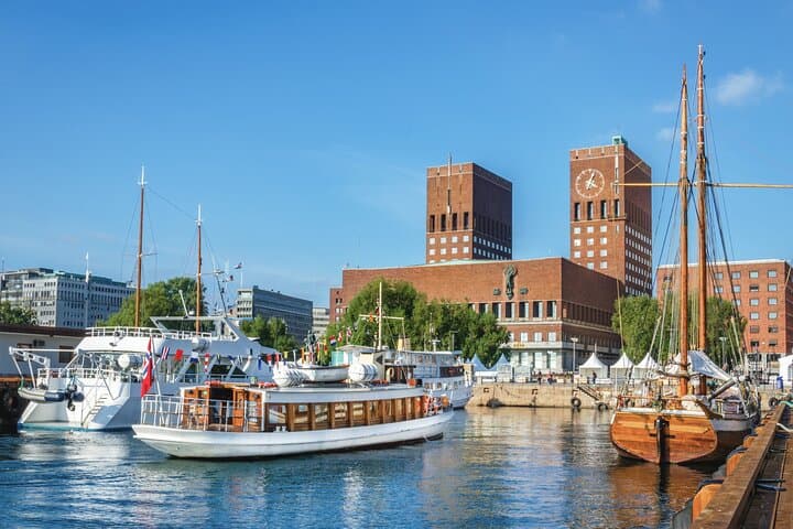 Oslo Scavenger Hunt: Self-Guided Walking Tour of City Highlights