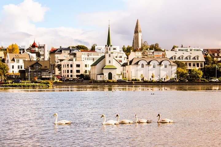 Reykjavik Scavenger Hunt and Self-Guided Walking Tour: Interactive City Adventure photo 4