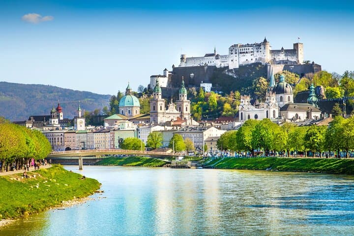 Self-Guided Salzburg Scavenger Hunt — Highlights Audio Walking Tour photo 4