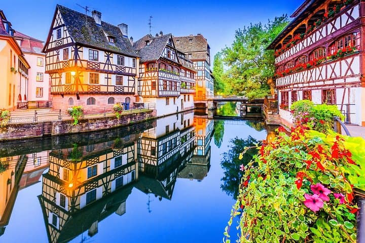 Strasbourg Scavenger Hunt — Self-Guided Audio Walking Tour of the Cathedral Quarter photo 1