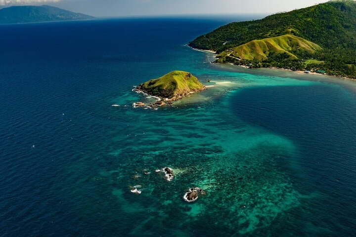 Boracay by Helicopter: Private 10-Minute Aerial Flight Over White Beach & Reefs photo 6