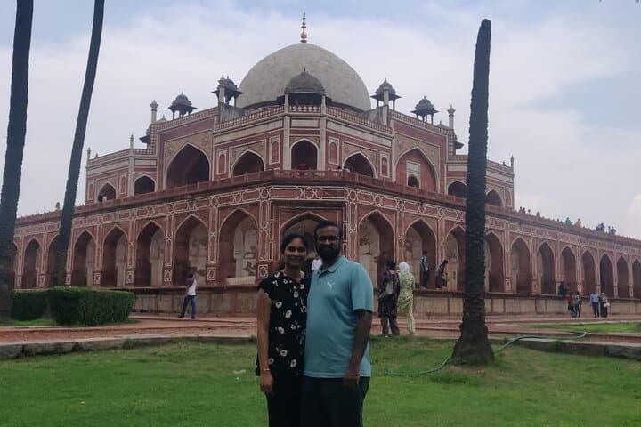 Full-Day Old & New Delhi Private Tour: Jama Masjid, Qutub Minar & More photo 1