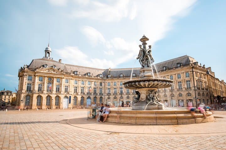 Explore Bordeaux: Scavenger Hunt & Self-Guided Highlights Walking Tour photo 2