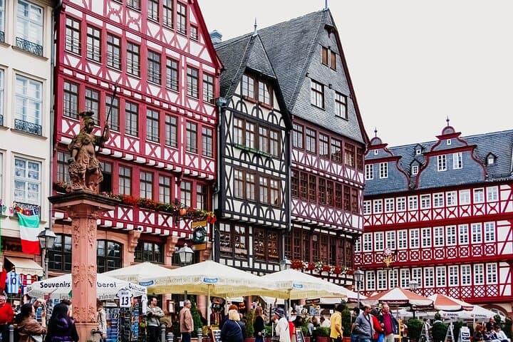 Frankfurt Scavenger Hunt: Self-Guided City Walk & Historical Highlights photo 6