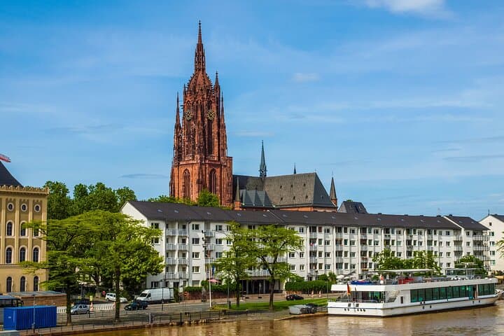 Frankfurt Scavenger Hunt: Self-Guided City Walk & Historical Highlights photo 5