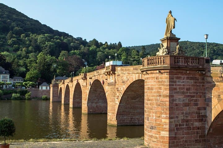 Heidelberg Scavenger Hunt: Self-Guided Walking Tour of Altstadt Highlights photo 3