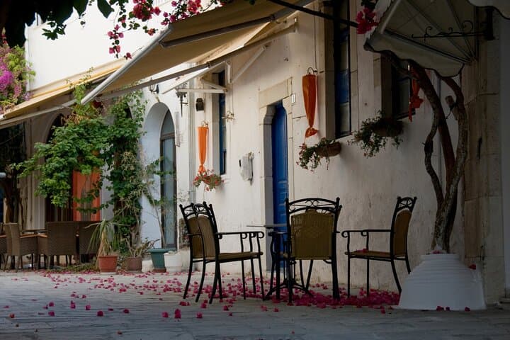 Kos Scavenger Hunt: Self-Guided Walking Tour of Kos Town photo 3