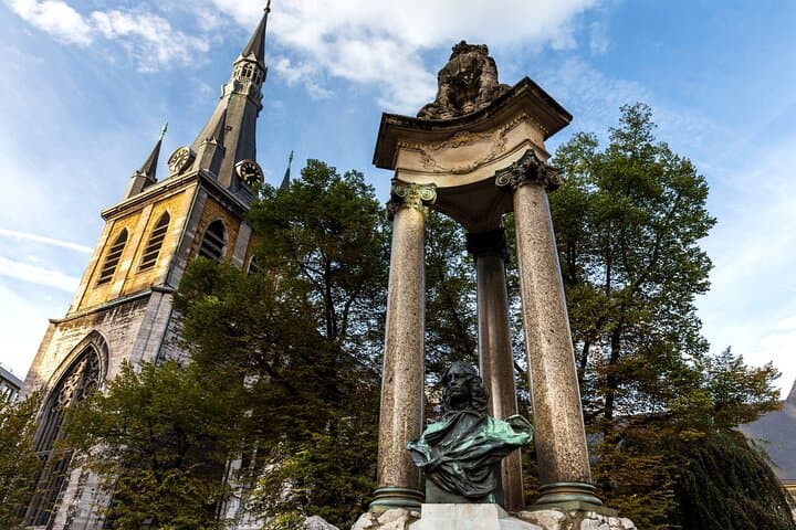 Liège Scavenger Hunt: Self-Guided Highlights Walking Tour & Audio Trail photo 2