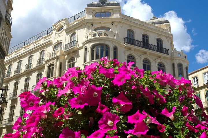 Malaga Scavenger Hunt: Self-Guided Walking Tour of the City's Highlights photo 4