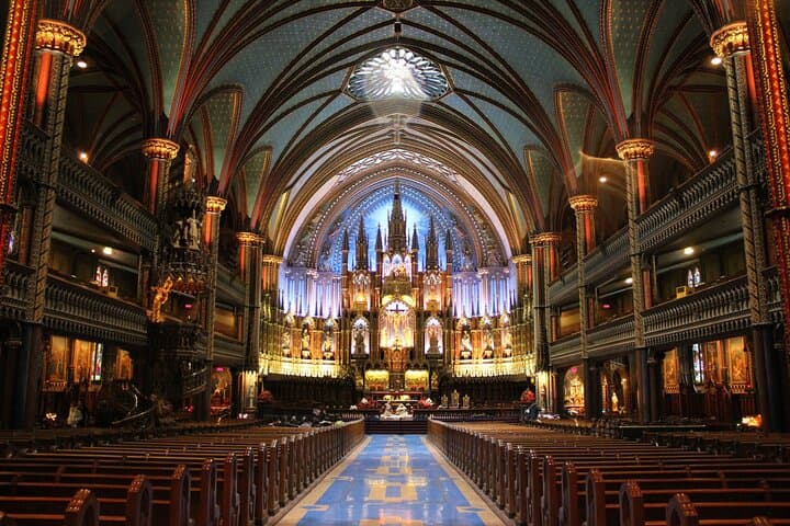 Montreal Scavenger Hunt: Self-Guided Old Montreal Walking Tour photo 4