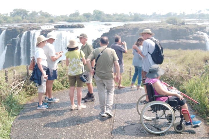 Victoria Falls Sundowner Cruise, Airport Transfer & Falls Tour Combo photo 4