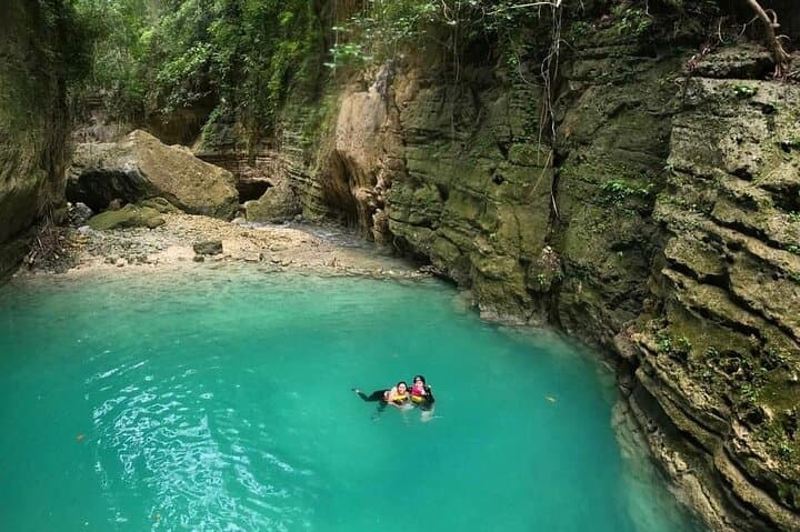 Kawasan Waterfalls Journeys: Trek, Swim & Cliff Dive in Badian, Cebu photo 4