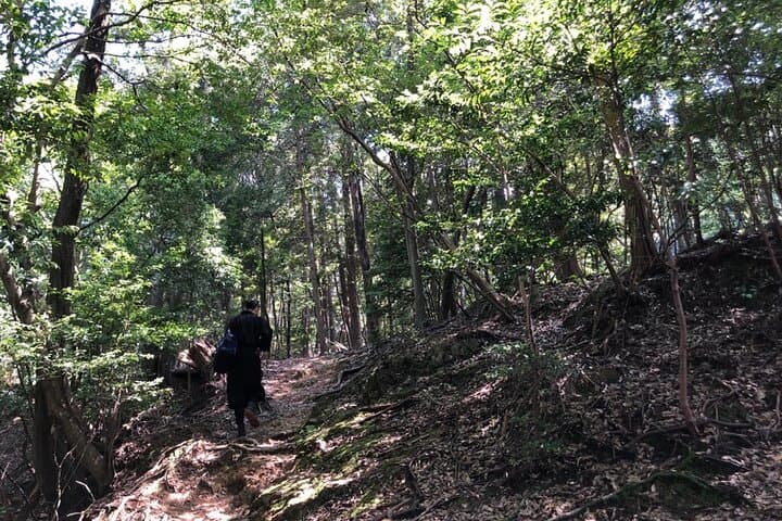 Ninja Trekking on Mt. Daimonji — Half-Day Ninjutsu Hike from Nanzenji to Ginkakuji photo 5