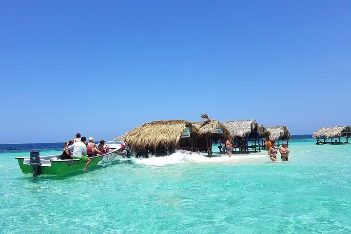 Private Paradise Island Snorkel & Manatee Sanctuary Tour from Puerto Plata
