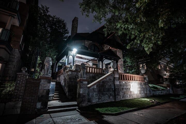Denver Haunted Pub Crawl: Millionaires Row Ghosts & Craft Drinks photo 4