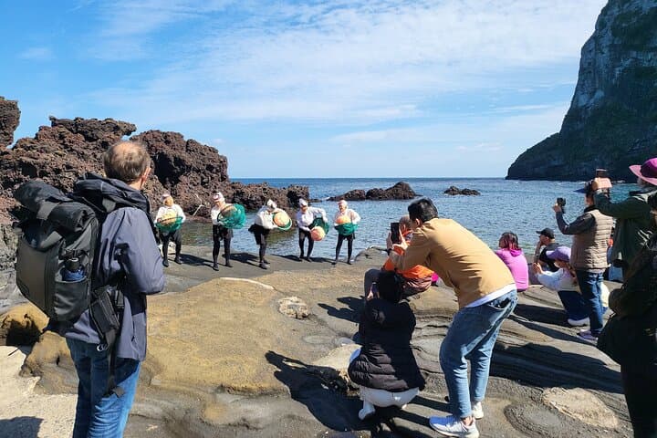 Private 3-Day Jeju Island Tour — Flexible Driver-Led Itinerary