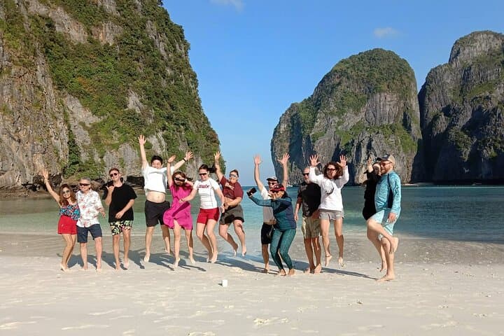 Phi Phi Sunrise Speedboat Tour from Phuket: Maya Bay, Pileh Lagoon & Snorkeling photo 5