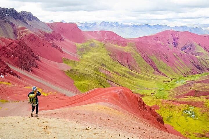 Private 1-Day Rainbow Mountain & Red Valley Tour from Cusco