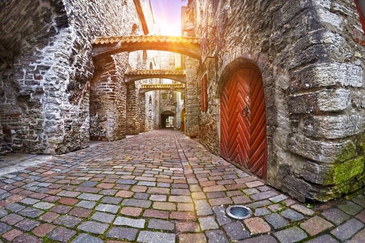 Tallinn Scavenger Hunt: Self-Guided Audio Tour of Old Town Highlights photo 4