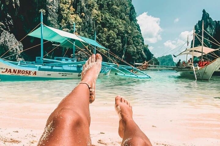 Explore El Nido's Big Lagoon: Premium Island-Hopping, Kayak & Snorkel photo 3