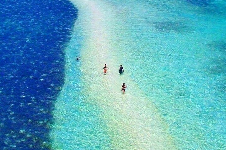 El Nido Tour B: Caves, Sandbars & Snorkeling Around Bacuit Bay photo 6