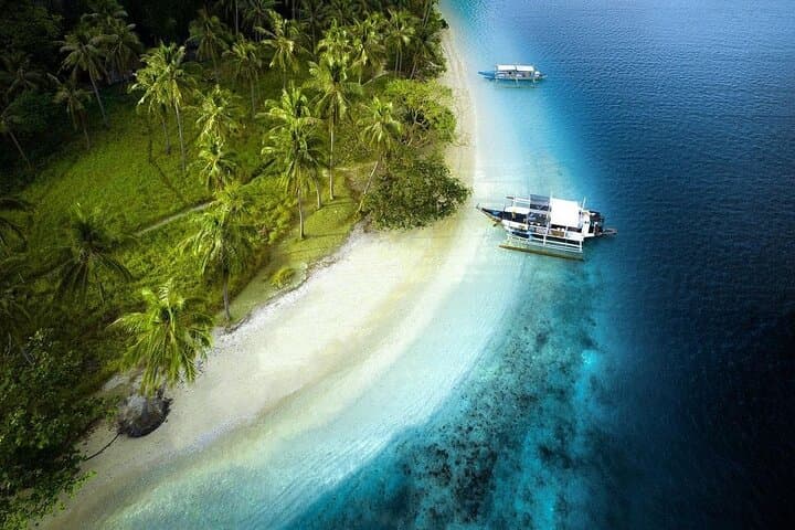El Nido Tour B: Caves, Sandbars & Snorkeling Around Bacuit Bay photo 5