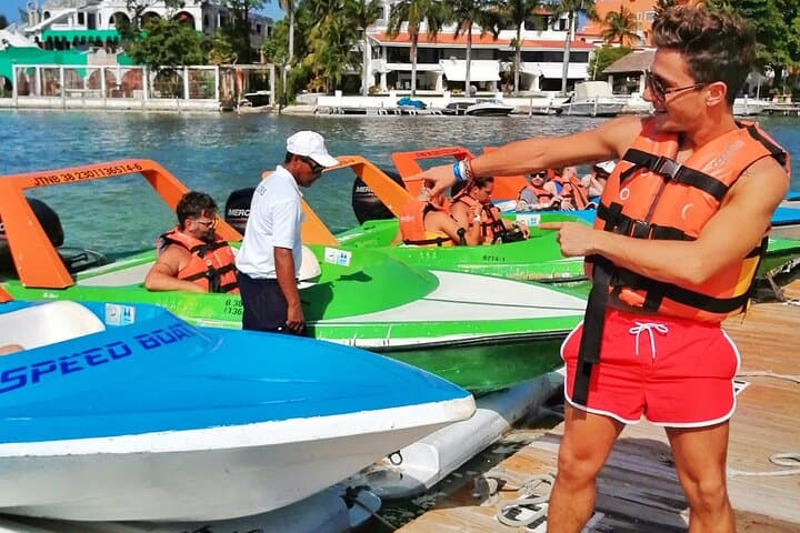 Couples Speedboat and Snorkel Adventure in Nichupté Lagoon and Punta Nizuc photo 2