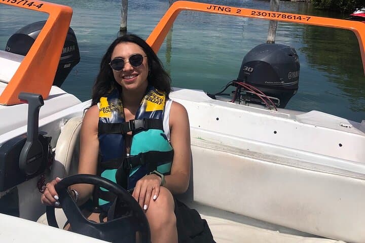 Drive a 13-ft Speedboat Through Nichupté Lagoon and Snorkel Punta Nizuc photo 5