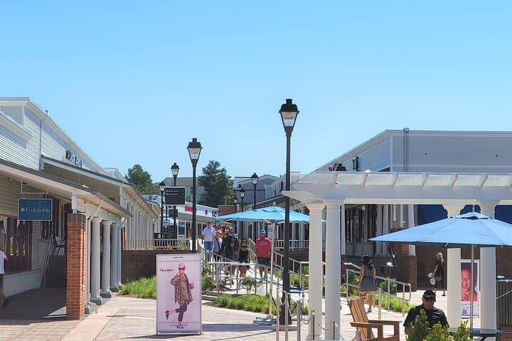 Leesburg Premium Outlets Shopping Tour from Washington DC photo 5