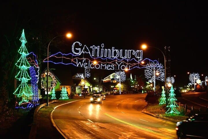 Smoky Mountain Holiday Light Spectacular — Gatlinburg, Pigeon Forge & Shadrack's Show photo 6