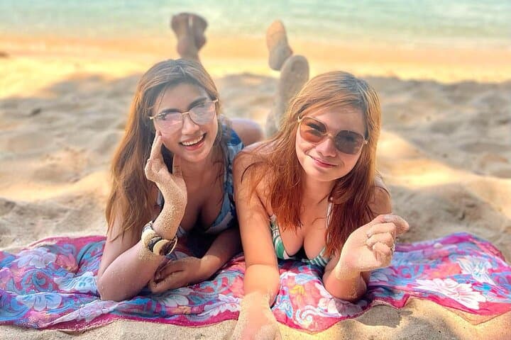 El Nido Tour C: Hidden Beaches & Snorkeling — Secret Beach, Matinloc & Helicopter Island photo 4
