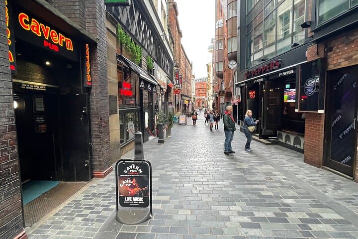 Beatles Guided Walking Tour Liverpool — Cavern Club, Waterfront & Statues photo 4